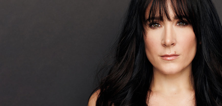 Dee Roscioli joins the Cape Symphony for Bravo Broadway in October 2022