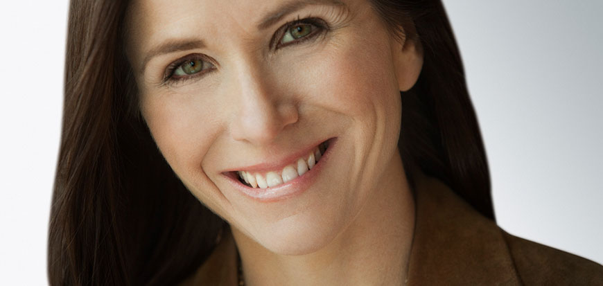 Broadway Star Anne Runolfsson joins the Cape Symphony
