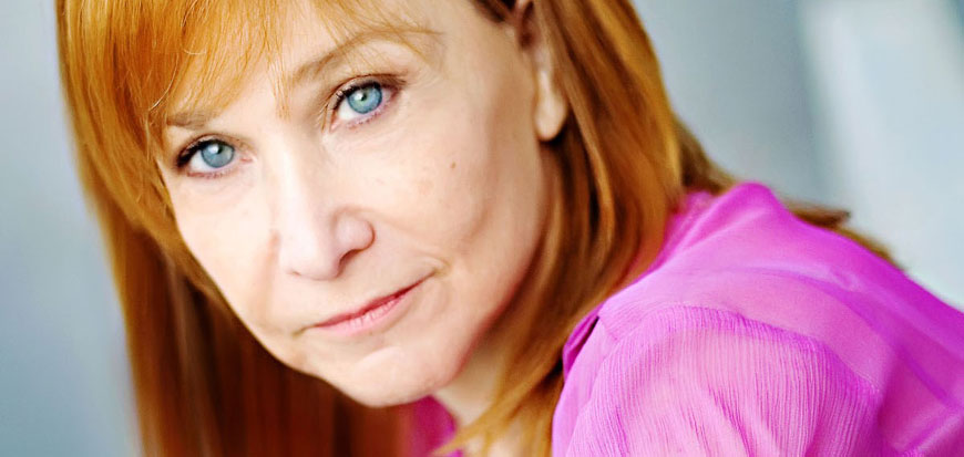 Actress Carryl Lynn performs with the Cape Symphony in September 2018